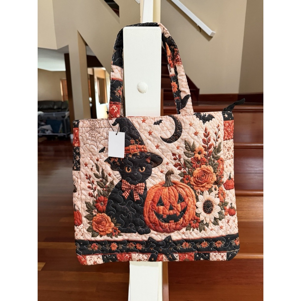 Little Black Cat Wearing a Witch's Hat Quilted Vintage&Homemade Looking Tote Bag